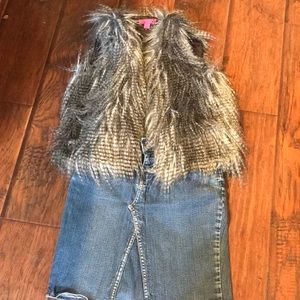 Fur jacket & jean skirt